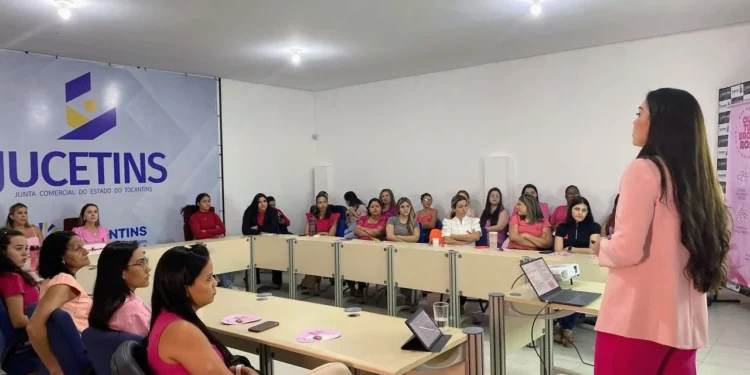 Governo promove ações de promoção à saúde na Jucetins em alusão ao Outubro Rosa