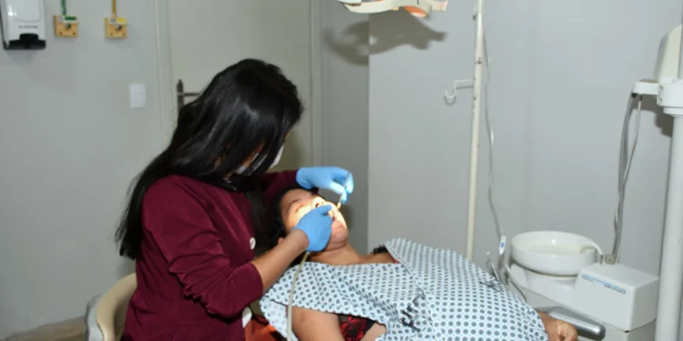 Hospital e Maternidade Dona Regina é referência em atendimento odontológico a puérperas e recém-nascidos