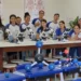 As aulas práticas no Laboratório de Ciências fazem sucesso