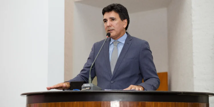 Júnior Geo parabeniza professores e agradece os quase 45 mil votos que obteve em Palmas