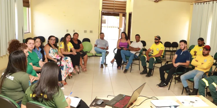 Reunião teve buscou tratar da importância do processo de licenciamento ambiental dos pontos turísticos localizados no Parque Estadual do Jalapão - Foto: Walker Ribeiro/Governo do Tocantins