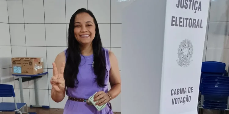 Camila Fernandes confirma favoritismo e se reelege em Miracema