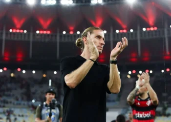 Filipe Luís, treinador do Flamengo, na vitória contra o Corinthians • Gilvan de Souza/Flamengo