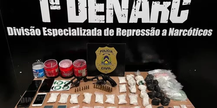 Cocaína, armas e celulares são apreendidos durante ação contra esquema de delivery de drogas em Palmas — Foto: Divulgação/SSP-TO