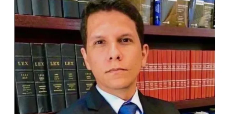 Advogado morre após carro capotar durante viagem para representar cliente em tribunal