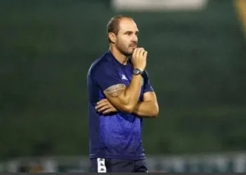 Guarani, de Allan Aal, ocupa a lanterna da Série B • Guarani/Divulgação