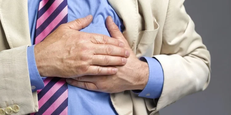 Doenças cardíacas comuns podem aumentar o risco de demência