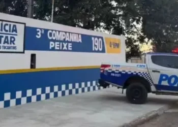 Polícia prendeu homem que estava com mandado de prisão por homicídio qualificado — Foto: Ascom 3ª CIPM/Reprodução