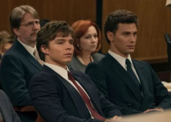 Enredo da série da Netflix foi inspirado no caso dos irmãos Menendez, jovens da elite americana que assassinaram seus próprios pais com doze tiros em 1989 • Netflix