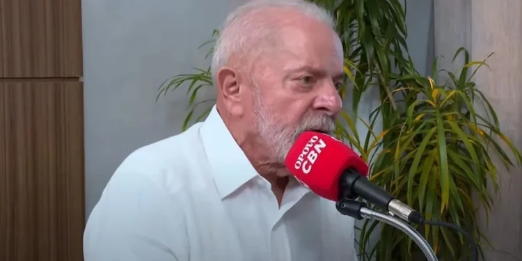Com foco eleitoral, Lula antecipa debate sobre mudança no IR e surpreende equipe econômica