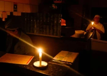 Empresa sem energia elétrica • Aloisio Mauricio/Fotoarena/Estadão Conteúdo - 12.out.2024