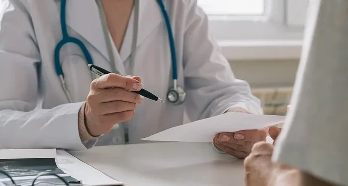 Número de médicos aumenta, mas concentração segue nas capitais