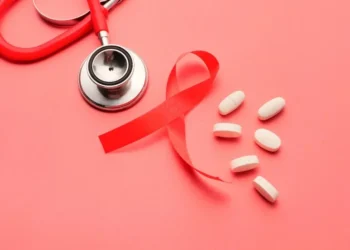 Novos tratamentos e novas estratégias de prevenção transformaram a Aids em uma doença crônica • Foto: Getty Images