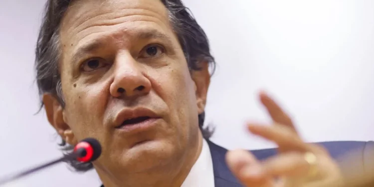 Revisão de gastos é para dar “vida longa ao arcabouço”, diz Haddad