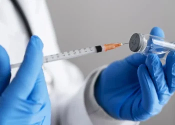 Estudo sugere que imunoterapia pode melhorar a taxa de sobrevivência de paciente com linfoma de Hodgkin avançado • Freepik