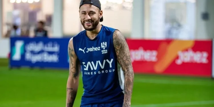 Neymar está de volta: Al-Hilal vai relacionar o craque para próximo jogo