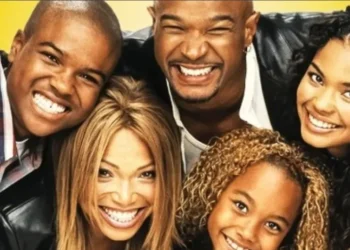 Fãs brasileiros se emocionaram com foto atual dos protagonistas de "Eu, a Patroa e as Crianças" • Divulgação