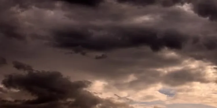 Fim de semana deve ter vento e chuva forte no Centro-Oeste e Sudeste