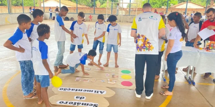 Colégio Estadual Dr. Abner Araújo Pacini celebra o dia Mundial da Alimentação com Gincana “Sabores do Mundo”