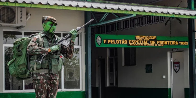 Exército abre fogo contra drone que assedia aldeias indígenas na fronteira com Suriname