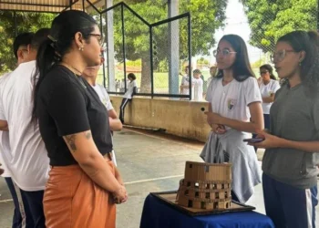 Estudantes de Tocantinópolis estudaram diversos aspectos históricos sobre a Roma Antiga - Foto: Dicom Seduc/Governo do Tocantins file_download