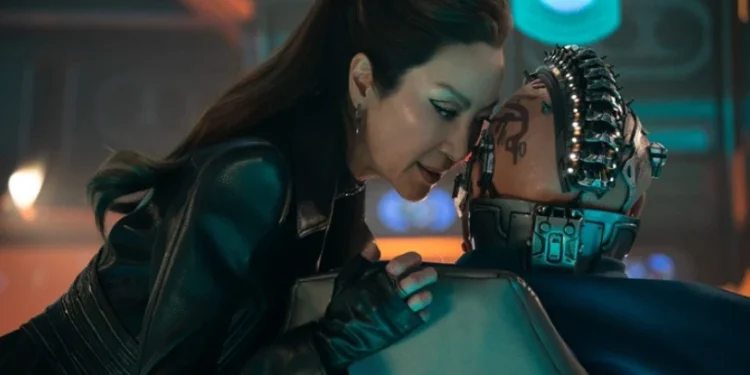 “Star Trek: Section 31”: spin-off com Michelle Yeoh ganha data e teaser