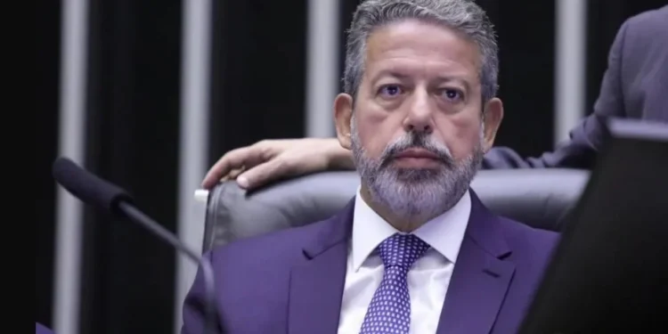 Lira sinaliza que deve se posicionar sobre candidato à sucessão após segundo turno