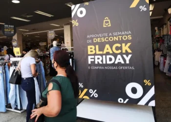 Pesquisa mostra que os consumidores começam a pesquisar produtos e preços com antecedência • Foto: Renato S. Cerqueira/Estadão Conteúdo