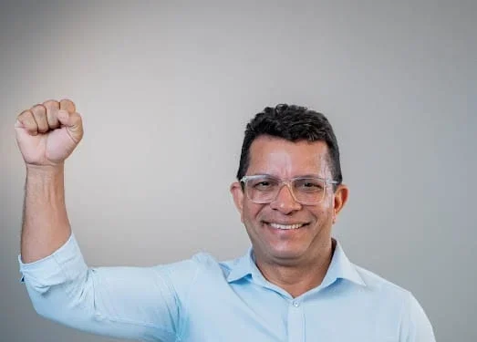 Paulinho Cavalcante agradece votos em Miracema