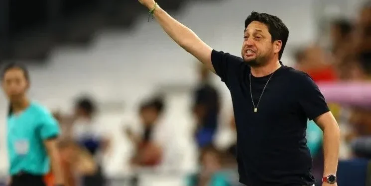 Técnico Arthur Elias em jogo do Brasil • 6/8/2024 REUTERS/Andrew Boyers