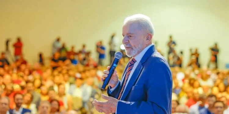 Lula refaz exames de imagem três dias após acidente doméstico