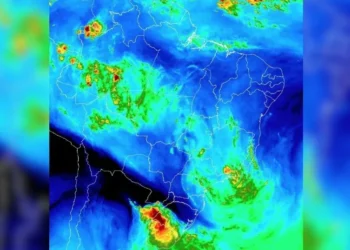 Mapa de satélite do Inmet, consultado às 7h30 desta quinta-feira (24). • Inmet