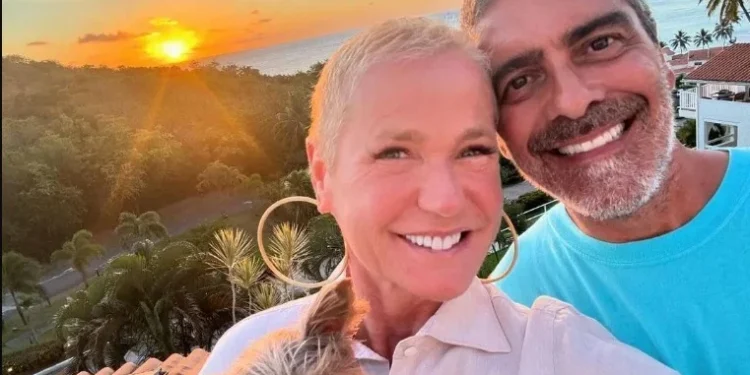 Xuxa diz que marido mandou fotos íntimas para ela nos primeiros contatos