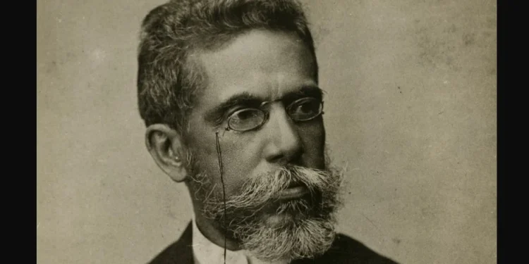 Confira os 5 autores brasileiros que mais caem no Enem