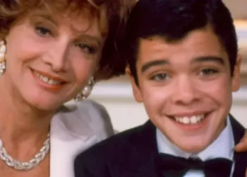 Glória Menezes e João Rebello durante as gravações de "Deus nos Acuda" • Divulgação/TV Globo