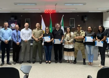 A cerimônia foi conduzida pela Diretoria de Polícia Comunitária da SSP/TO, em solenidade realizada no auditório do Fórum de Guaraí - Foto: Divulgação/SSP