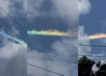 Imagens registradas por moradores mostram o "arco-íris de fogo". • Reprodução/Redes Sociais