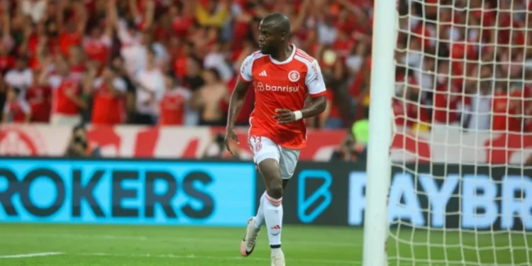 Empate do Inter com o Flamengo marca recuperação de Valencia na equipe