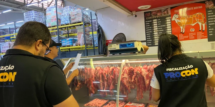 Procon Tocantins encontra variação de até 119% nos preços das carnes em Palmas