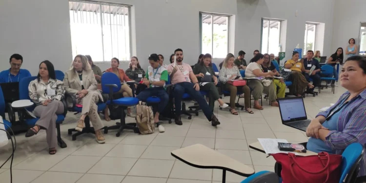 Evento contou com a participação da diretora de Educação Ambiental para a Sustentabilidade, Erliette Gadotti, da gerente da área Thays Marinho, juntamente com técnicos da SEDUC, Rose Morena e Nelson Maciel ambos membros da CIEA-TO
