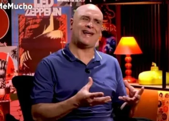 Marcos foi entrevistado por Benjamin Back no programa Benja Me Mucho, no YouTube • Reprodução/YouTube