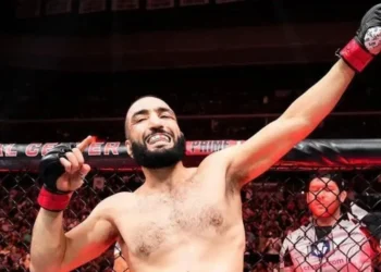 Belal Muhammad está fora do UFC 310 • Divulgação / UFC