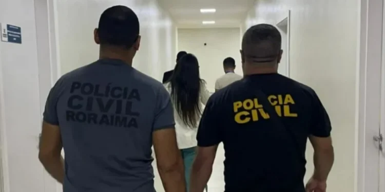 Mulher é presa após falsificar documentos para fingir gravidez