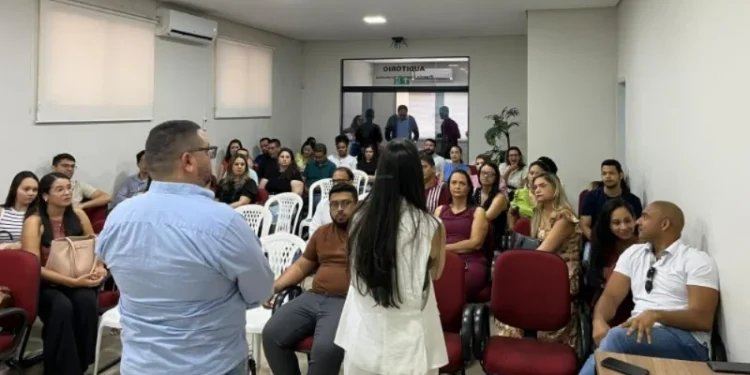 Farmacêuticos da Saúde de Palmas passam por capacitação sobre uso de drogas