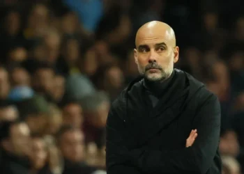 Técnico do Manchester City, Pep Guardiola, durante partida contra o Young Boys pela Champions • 25/10/2023 REUTERS/Denis Balibouse