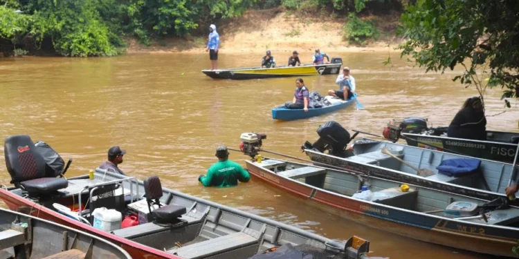 BRK apoia ação Rio Vivo “Limpeza Do Rio Lontra” em Araguaína