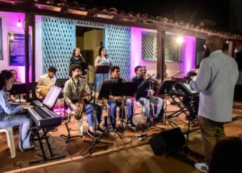 Regida pelo maestro Kamuel Isaac, a Small Band é fruto do projeto 'Prática em Conjunto', da FCP