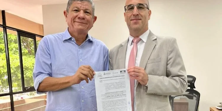 Secretário Ivory de Lira e Governo do Estado assinam acordo para levar energia a 599 famílias do Projeto de Irrigação Sampaio