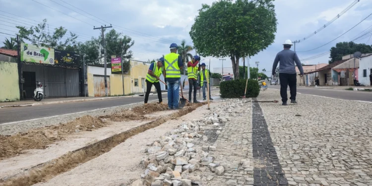 Obra de modernização e ampliação do parque de iluminação pública em led segue a todo vapor em Miracema do Tocantins