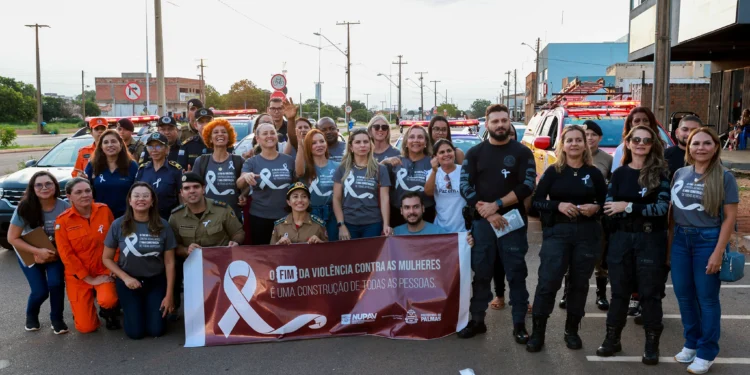 Semus realiza caminhada pelo fim da violência contra mulheres na I Campanha do Laço Branco